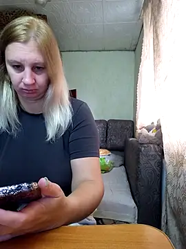 BustyBlond online show from October 10, 1:10 pm