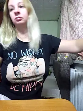 BustyBlond online show from October 31, 4:57 am