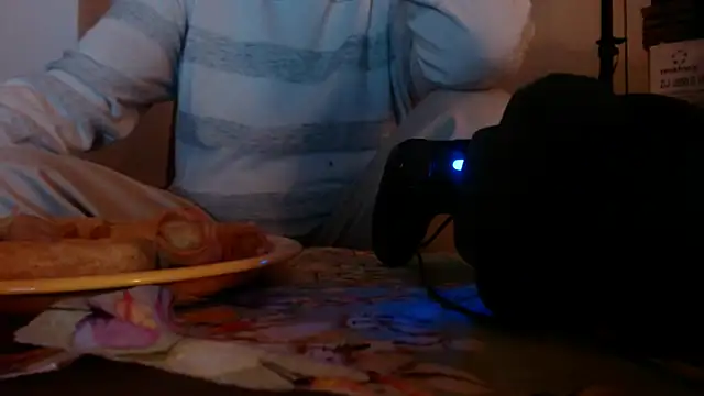 Cordt27 online show from April 8, 8:09 pm