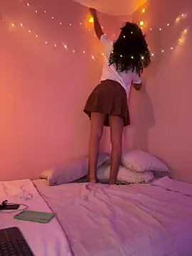 GabriSaenz online show from December 11, 9:12 pm