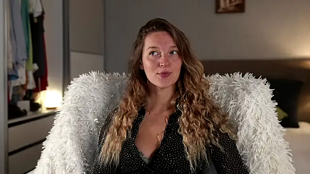 Snapshot of Special___ chatting on September 24, 3:54 am Special    online show from September 24, 3:54 am