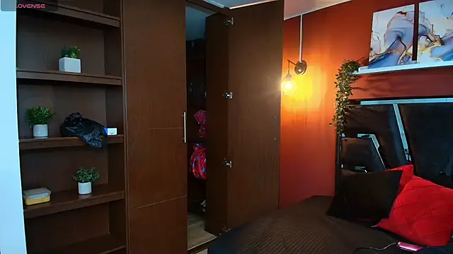 DacotaAndersonDirty online show from November 7, 10:37 am