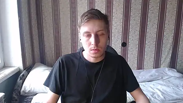 darienlarge online show from March 8, 9:28 am