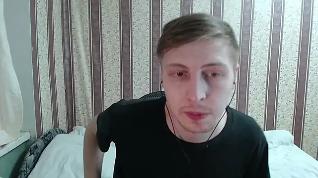 darienlarge online show from March 16, 7:49 pm