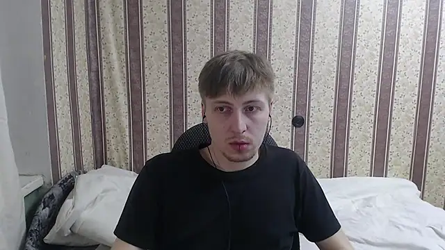 darienlarge online show from March 20, 6:31 pm