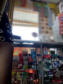 sammyqueenx21 online show from April 2, 2:15 pm