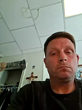 curiouscock38 online show from June 24, 12:37 pm
