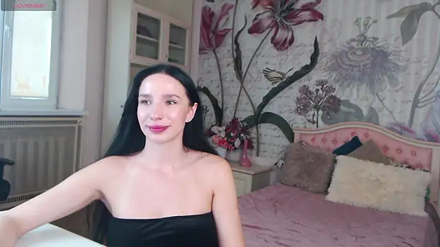 AliciaBow online show from September 20, 2:18 pm