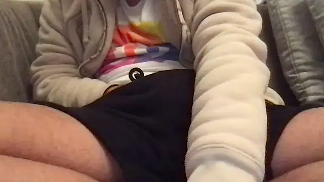 Kai20021819 online show from December 3, 7:34 pm