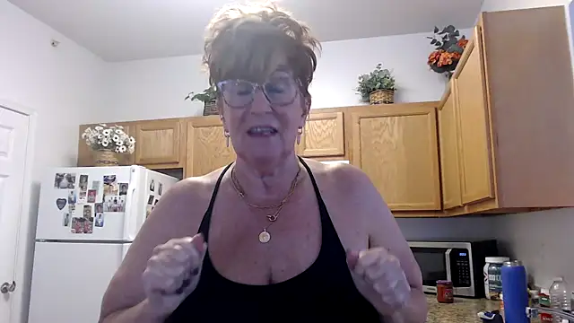 Snapshot of plusizebigbooty chatting on November 2, 6:10 pm plusizebigbooty online show from November 2, 6:10 pm