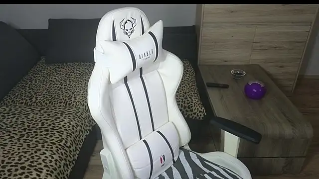 MolligSpielle online show from January 1, 4:50 pm