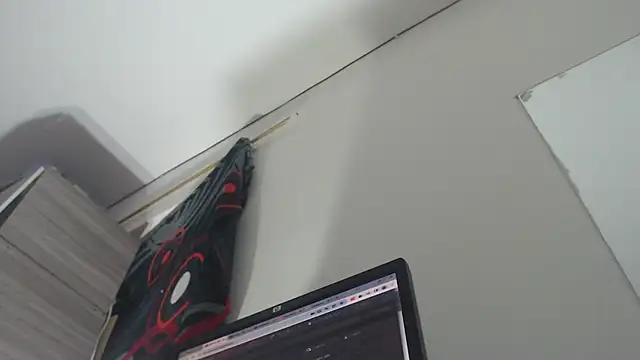 Snapshot of Devill_x chatting on February 25, 5:04 pm Devill x online show from February 25, 5:04 pm