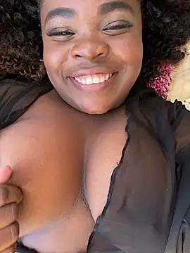 Snapshot of YeminaLeman chatting on January 16, 8:57 pm YeminaLeman online show from January 16, 8:57 pm