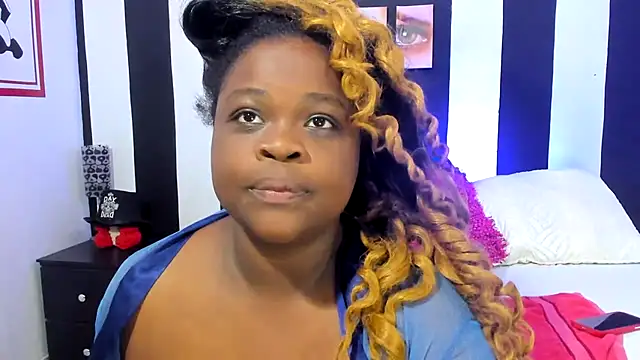 YeminaLeman online show from November 23, 4:07 pm