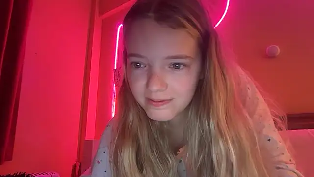 -veranito- online show from September 17, 3:08 am