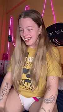 -veranito- online show from March 19, 3:10 am