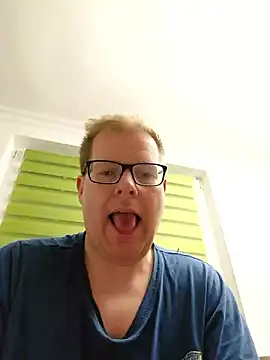 AnnualSunrise online show from December 1, 8:42 pm