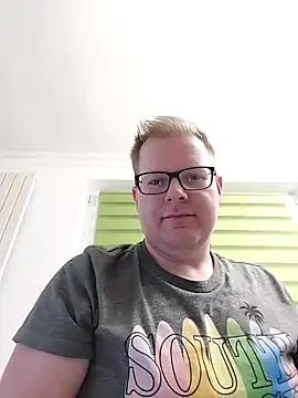 AnnualSunrise online show from January 2, 7:51 pm