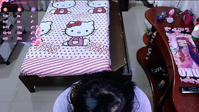 lufek23 online show from January 2, 1:27 am