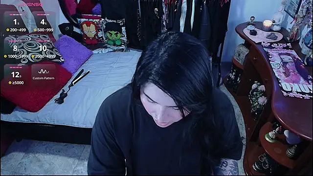 lufek23 online show from November 7, 8:20 pm