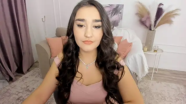 GoldenHeart 1 online show from January 17, 7:17 pm