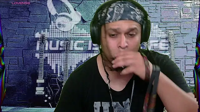 chino roz online show from February 13, 2:52 pm