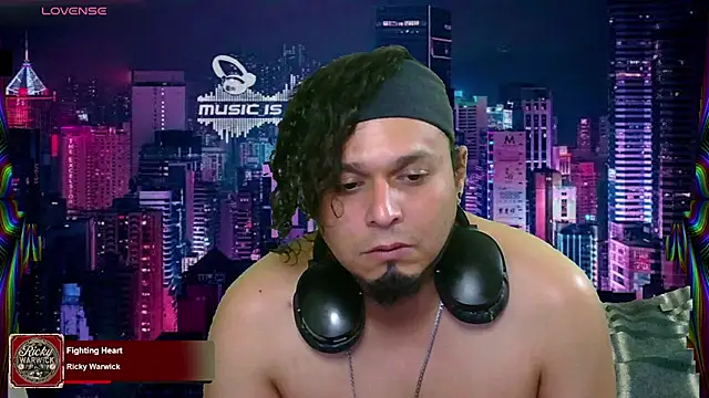 chino roz online show from February 22, 12:16 am