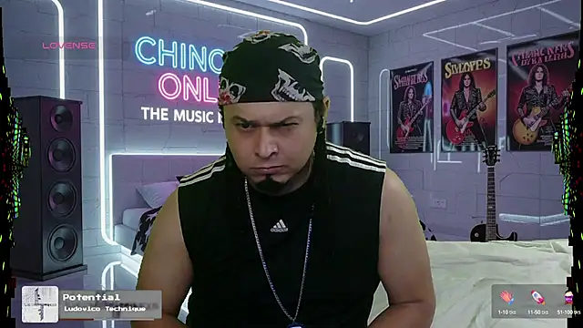 chino roz online show from October 14, 9:10 am