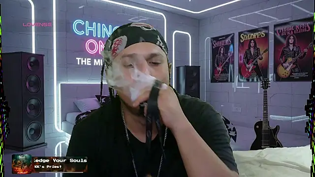 chino roz online show from October 16, 11:50 pm