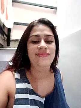 Snapshot of Latina_sexy1 chatting on September 30, 11:37 am Latina sexy1 online show from September 30, 11:37 am