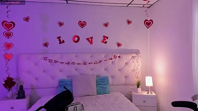 Aron cruz online show from February 12, 1:48 pm