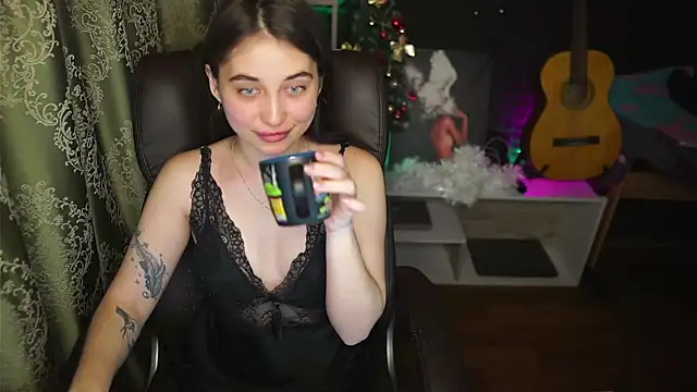 delicatedBailey online show from January 18, 4:59 am