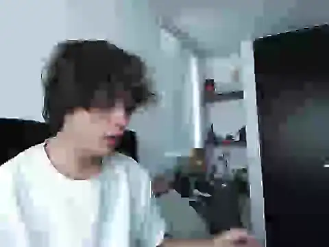 Snapshot of Santiago_kiler chatting on December 9, 6:14 pm Santiago kiler online show from December 9, 6:14 pm