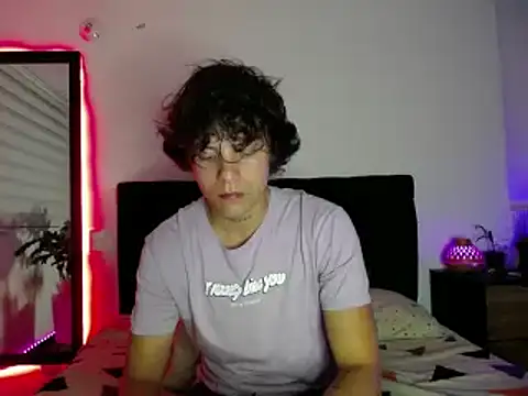 Snapshot of Santiago_kiler chatting on December 12, 12:16 am Santiago kiler online show from December 12, 12:16 am