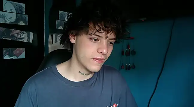 Snapshot of Santiago_kiler chatting on January 2, 4:02 pm Santiago kiler online show from January 2, 4:02 pm