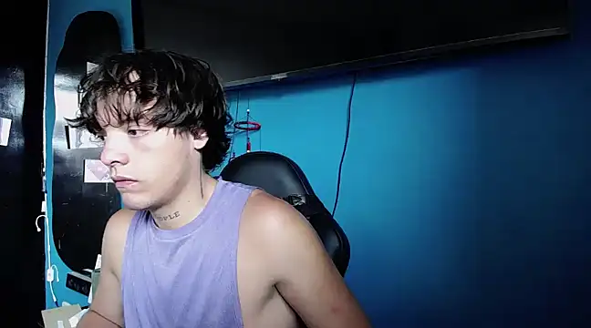 Snapshot of Santiago_kiler chatting on January 9, 5:43 pm Santiago kiler online show from January 9, 5:43 pm