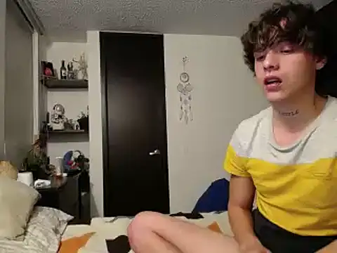 Snapshot of Santiago_kiler chatting on February 1, 11:48 pm Santiago kiler online show from February 1, 11:48 pm