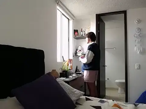 Snapshot of Santiago_kiler chatting on February 3, 8:24 pm Santiago kiler online show from February 3, 8:24 pm