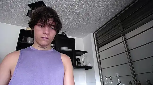 Snapshot of Santiago_kiler chatting on March 5, 6:23 pm Santiago kiler online show from March 5, 6:23 pm