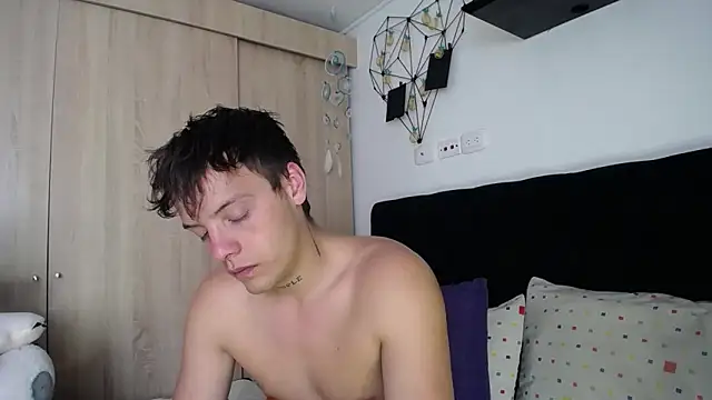 Snapshot of Santiago_kiler chatting on September 29, 5:07 pm Santiago kiler online show from September 29, 5:07 pm