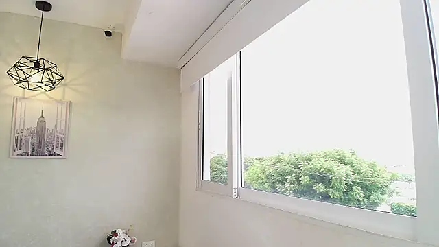 Sassy--Girl online show from September 12, 6:08 pm