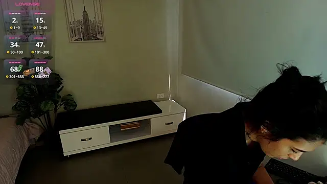 Sassy--Girl online show from November 13, 6:07 pm