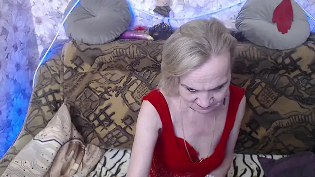 MissBekker online show from February 2, 6:58 am