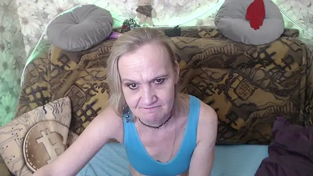 MissBekker online show from February 25, 11:55 pm