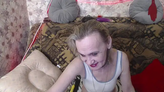 MissBekker online show from March 18, 8:15 pm