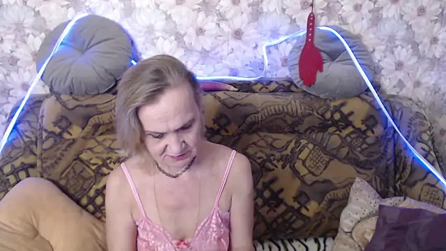 MissBekker online show from October 1, 5:19 pm