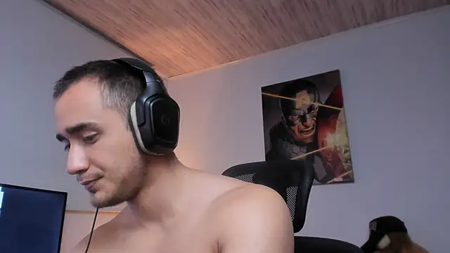 Snapshot of AlexRivera6 chatting on January 9, 3:26 am AlexRivera6 online show from January 9, 3:26 am