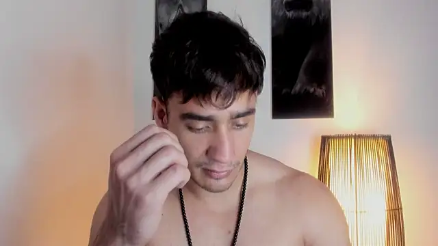 Snapshot of AlexRivera6 chatting on October 11, 1:53 pm AlexRivera6 online show from October 11, 1:53 pm