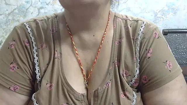 Snapshot of Kavya_XX chatting on September 30, 7:52 pm Kavya XX online show from September 30, 7:52 pm