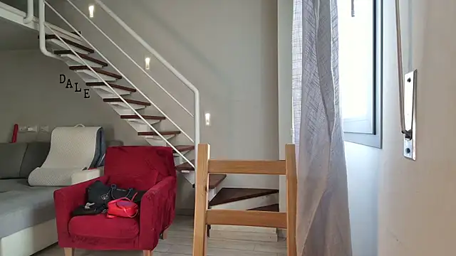 Snapshot of Daleliana chatting on March 11, 10:07 am Daleliana online show from March 11, 10:07 am